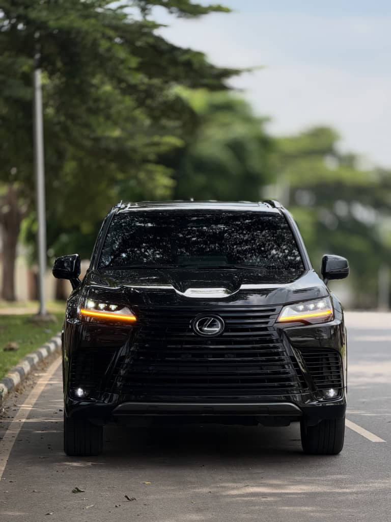 2026 Lexus LX 700h