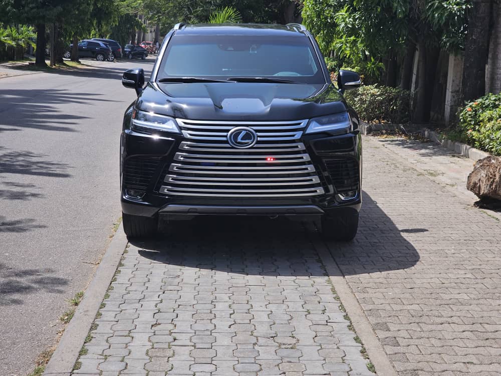 2025 Lexus LX 600